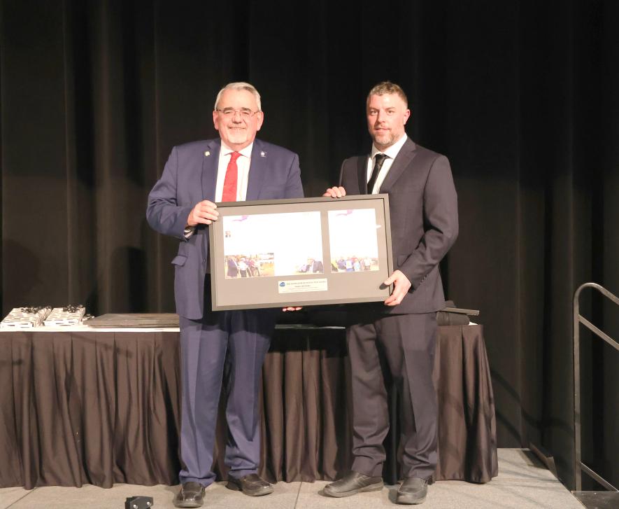 Sen. Bill Weber (left), pictured with MPB vice president Todd Selvik, is honored as the Minnesota Pork Board 2024 Legislator of Distinction Feb. 12 at the MPB award recognition ceremony in Mankato. Photo courtesy of the Minnesota Pork Board