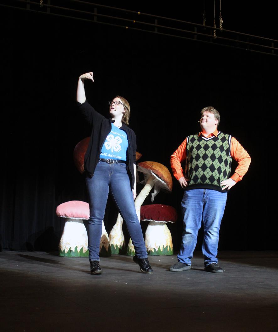 Seniors Bri Kinsinger and Xavier McKenzie portray Frog and Toad, respectively, in the upcoming LHS fall musical, “A Year with Frog and Toad.” Mavis Fodness/Rock County Star Herald Photo