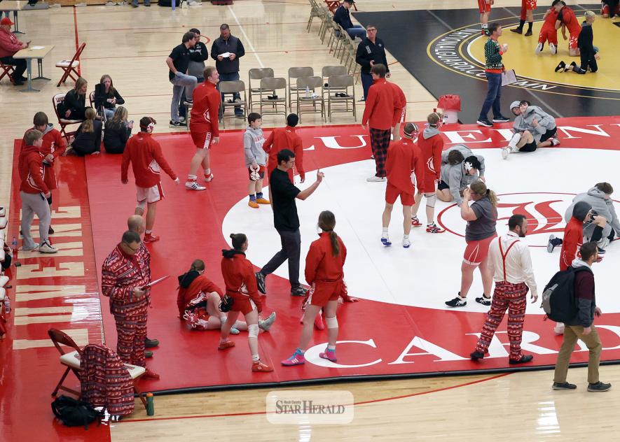 The Luverne wrestling team hosted the annual Top the Tree Holiday Duals Saturday, Dec. 20, in the Elementary Gymnasium. Six teams participated in the competition.