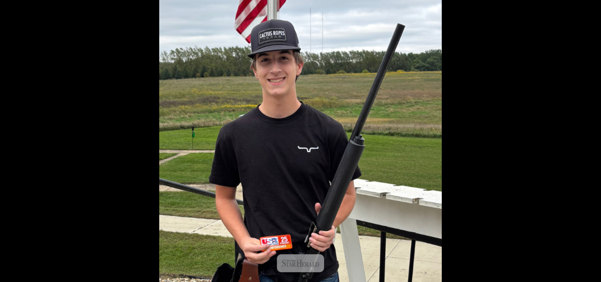 Joey Lens shot a perfect 25 targets in Week 2 competition.